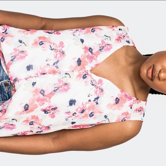 Gibson smocked sleeve Blouse.  Only Selling as I ordered the wrong size - Picture 2 of 3